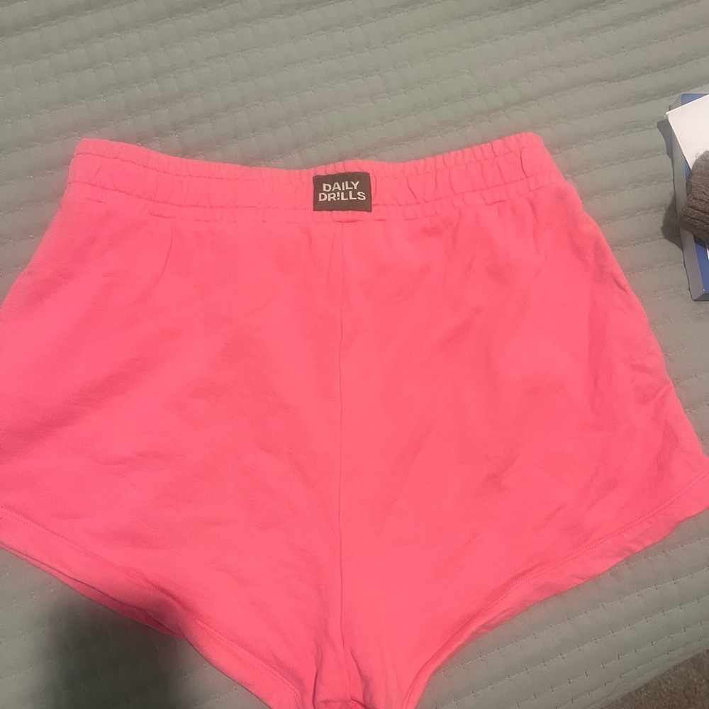 Daily Drills cheeks shorts